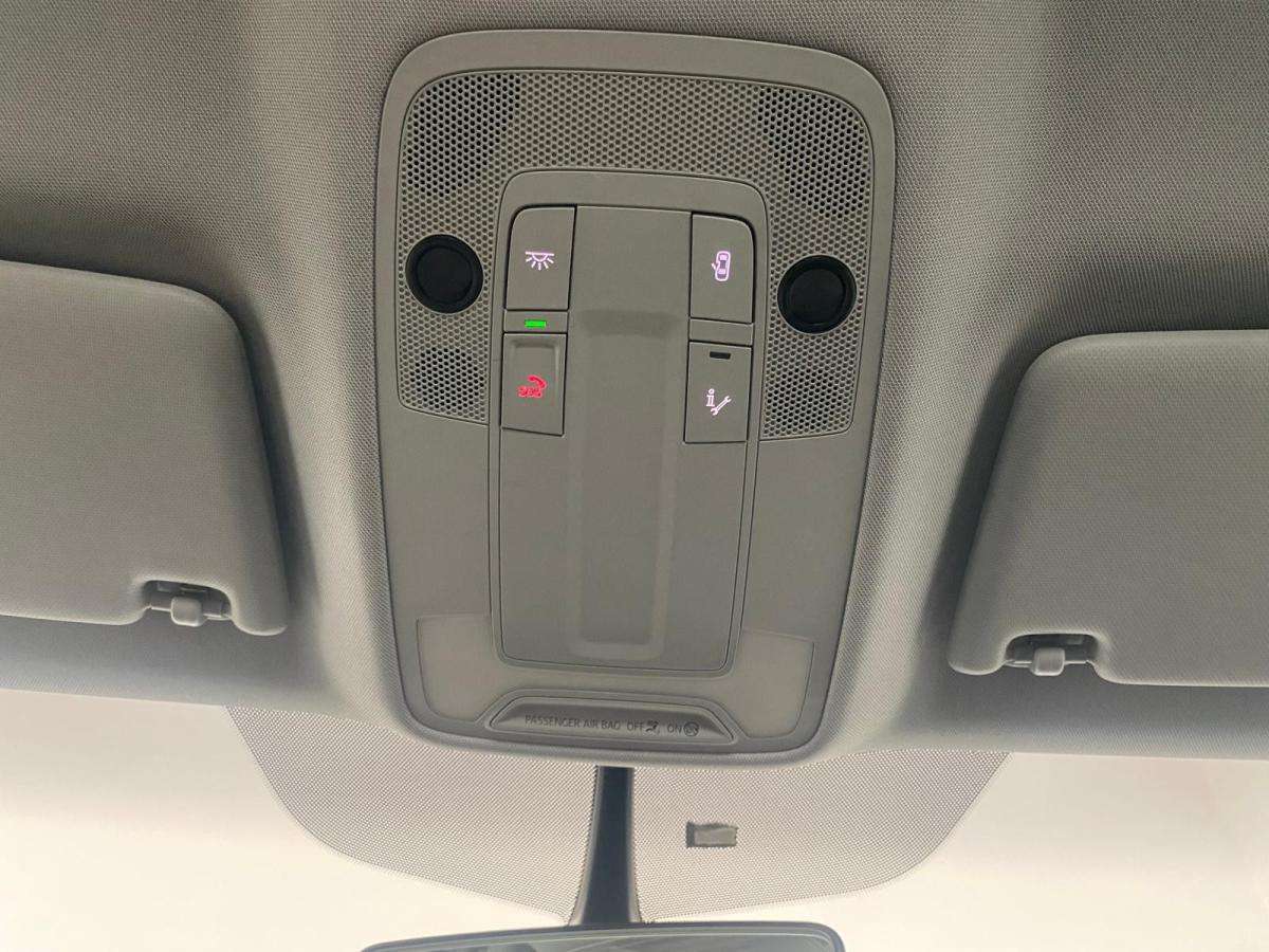 audi-q2-2023-gasolina-999cc