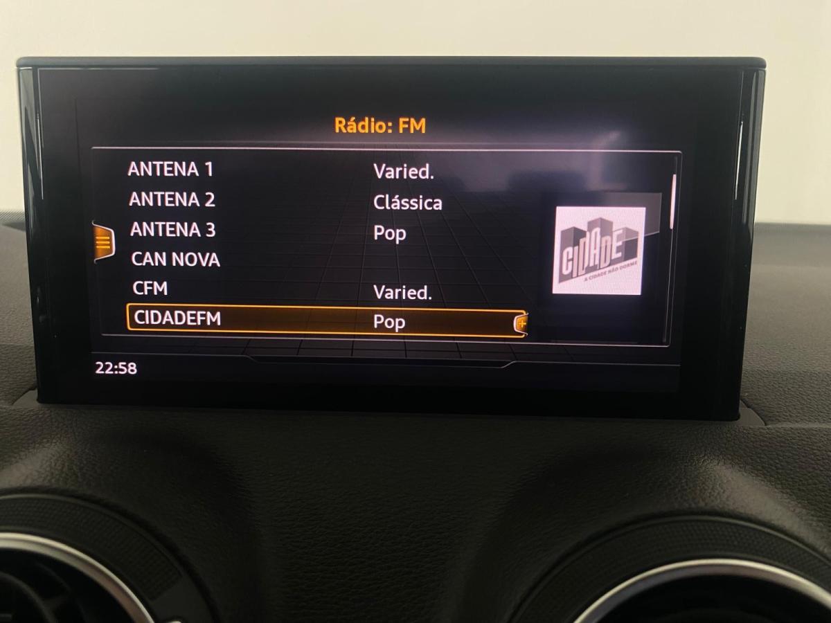 audi-q2-2023-gasolina-999cc