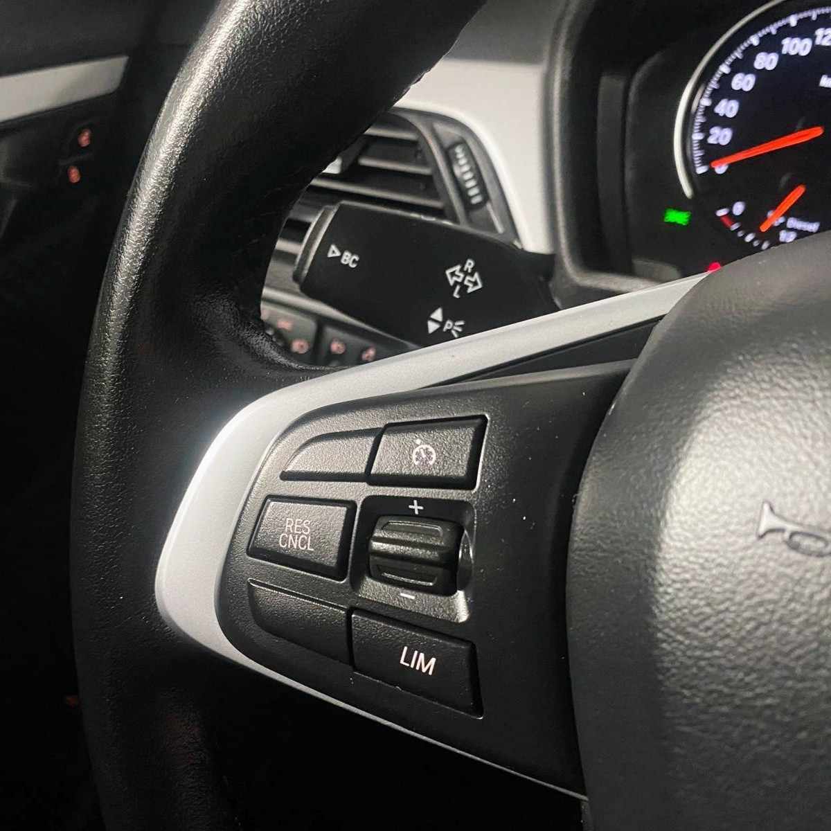 bmw-x1-2021-diesel-1496cc