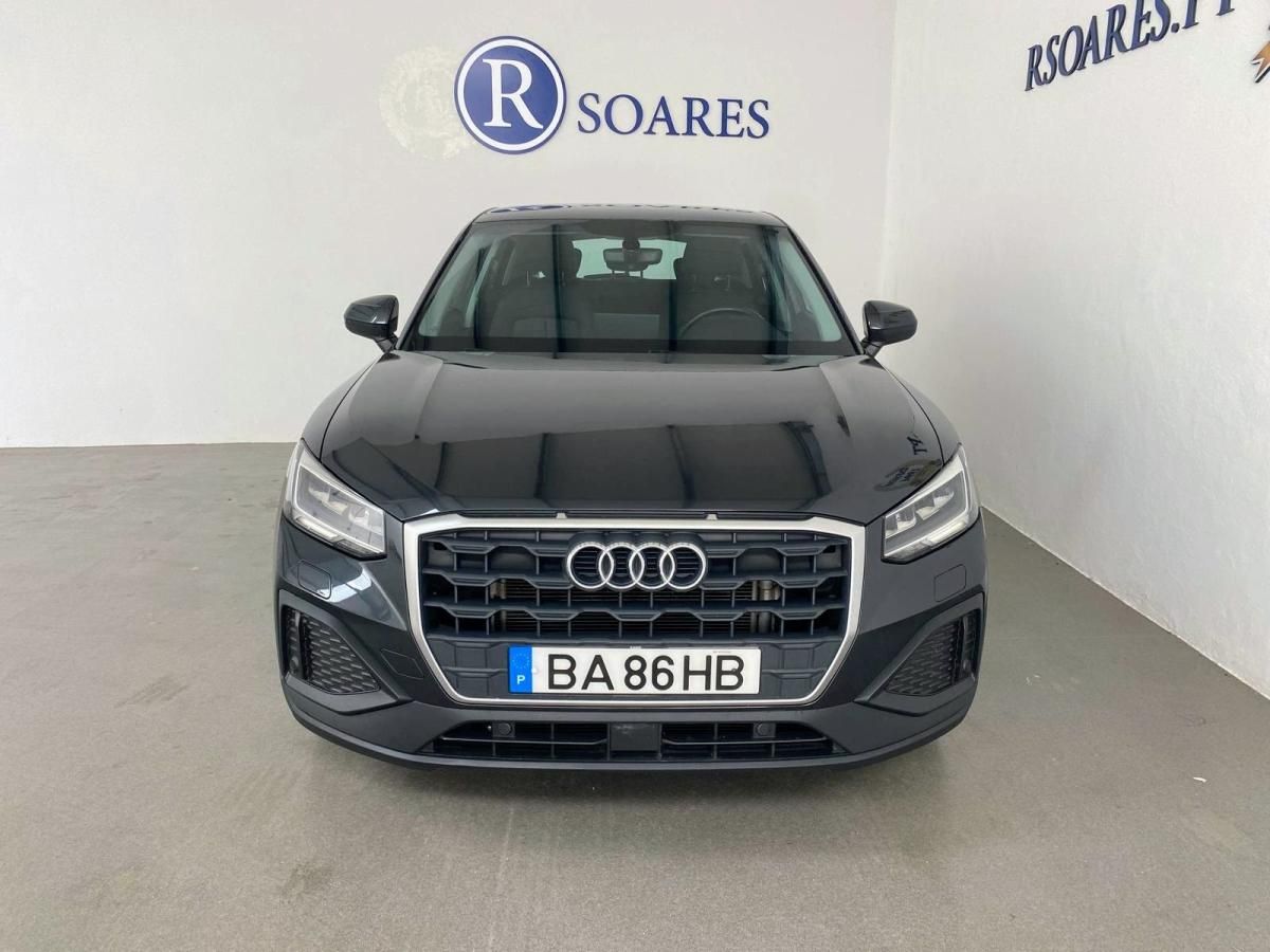 audi-q2-2023-gasolina-999cc