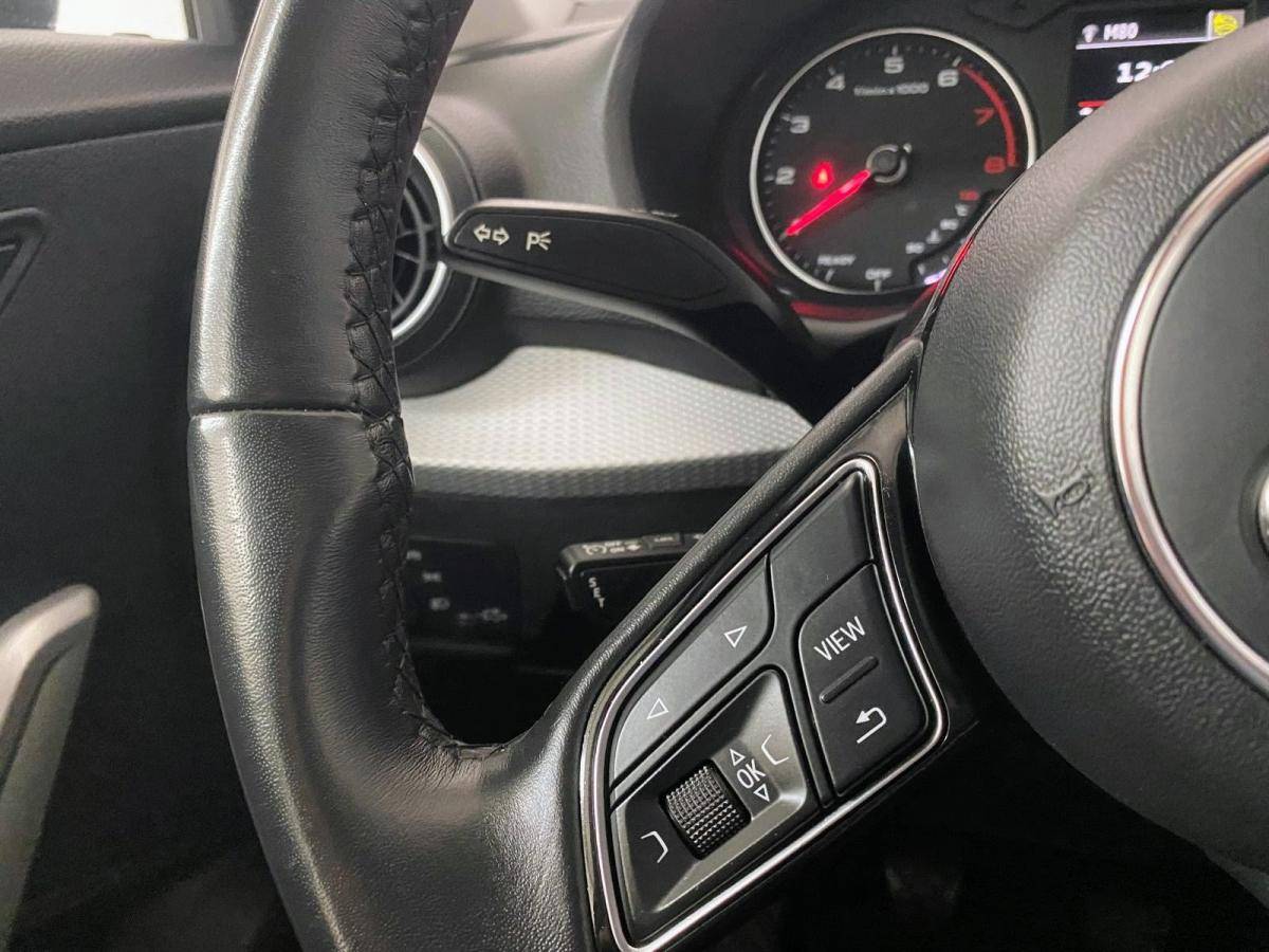 audi-q2-2023-gasolina-999cc