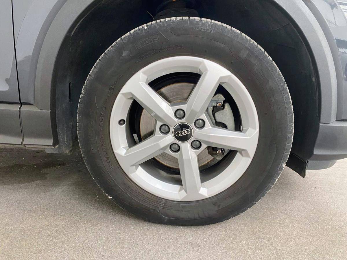 audi-q2-2023-gasolina-999cc