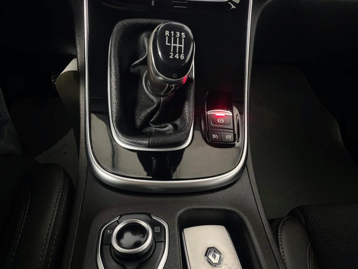 renault-espace-2018-diesel-1598cc