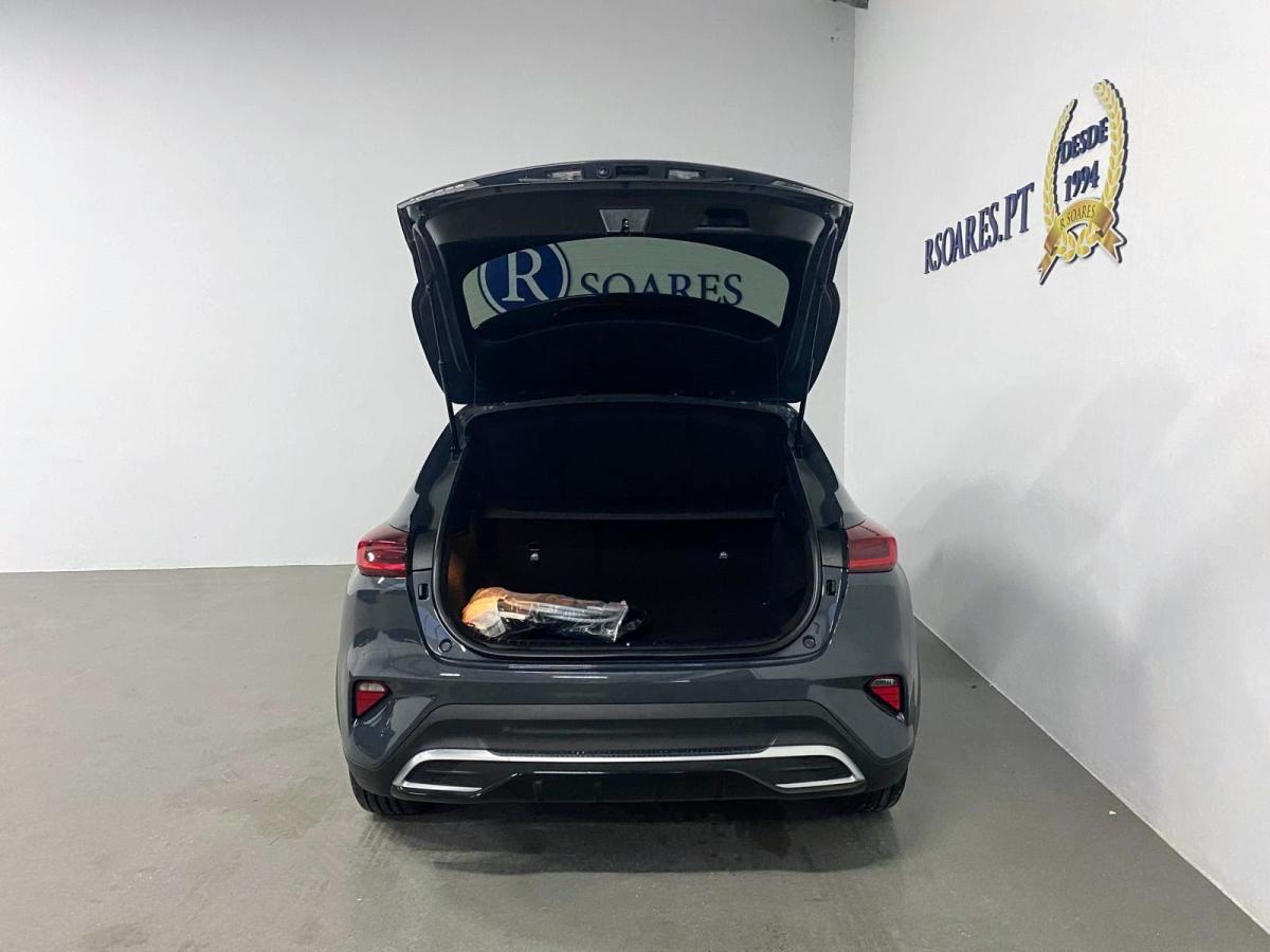 kia-xceed-2023-hibrido-a-gasolina-1580cc