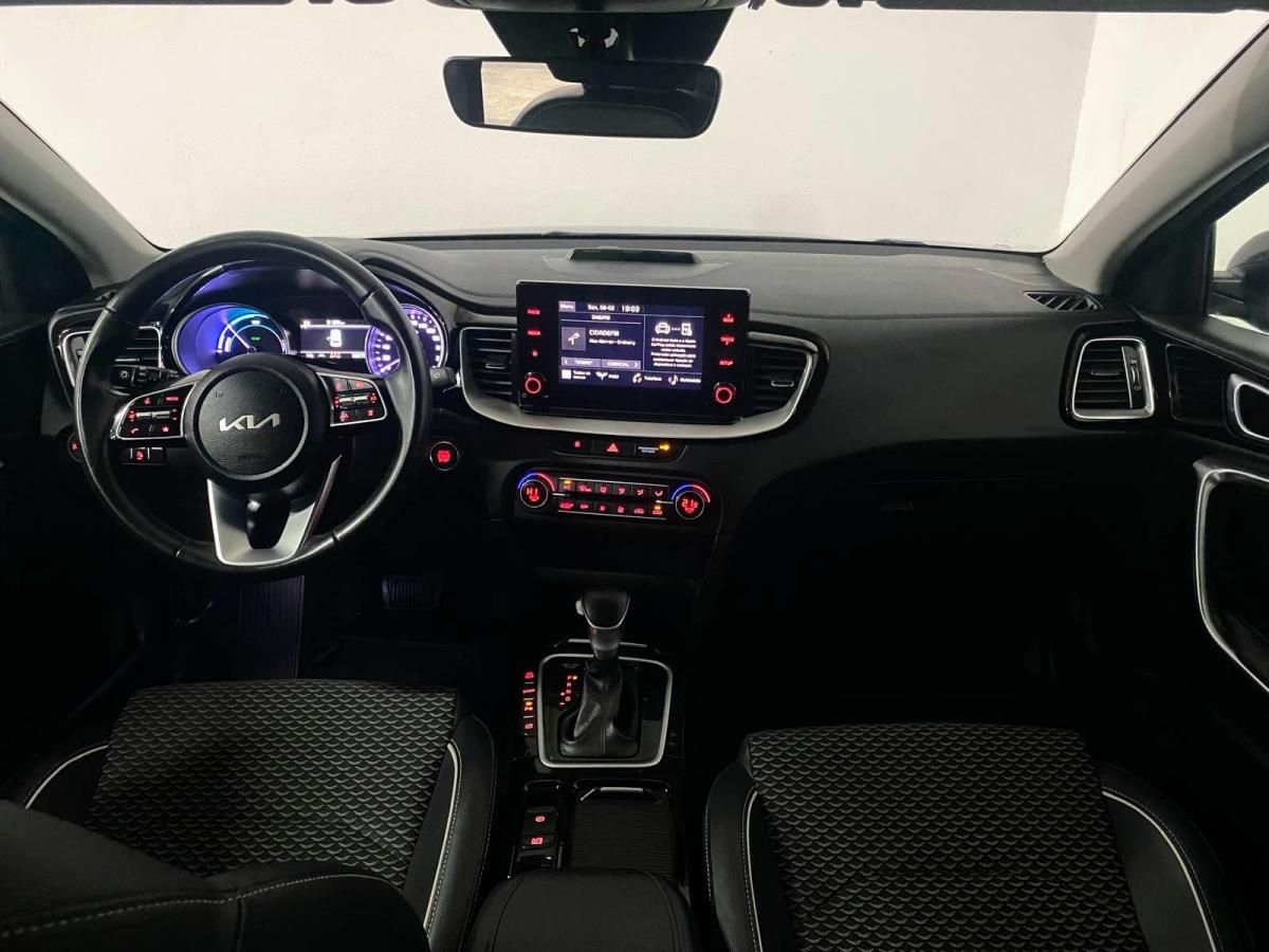 kia-xceed-2023-hibrido-a-gasolina-1580cc