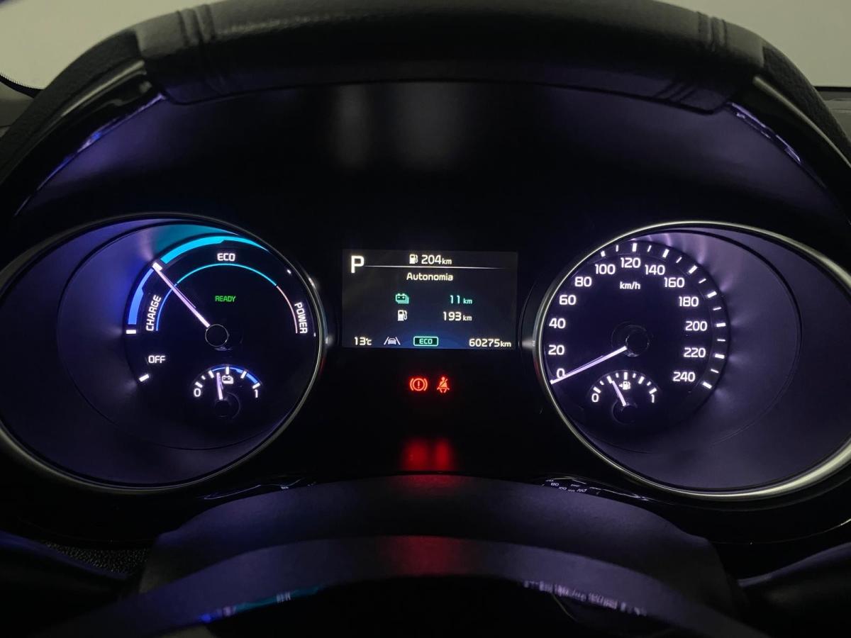 kia-xceed-2023-hibrido-a-gasolina-1580cc