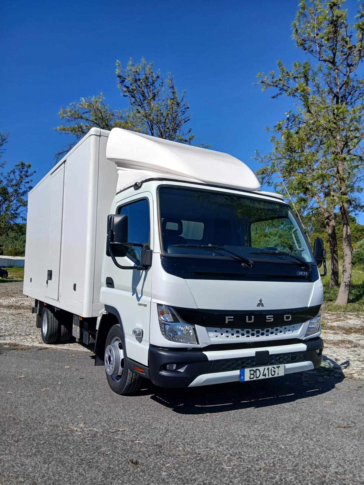mitsubishi-canter-2023-diesel-2998cc