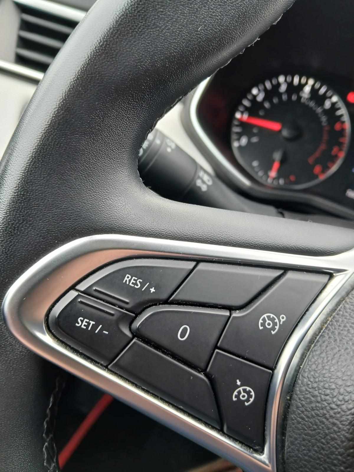 renault-clio-2020-gasolina-999cc