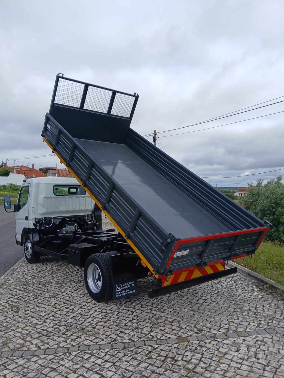 mitsubishi-canter-2019-diesel-2998cc