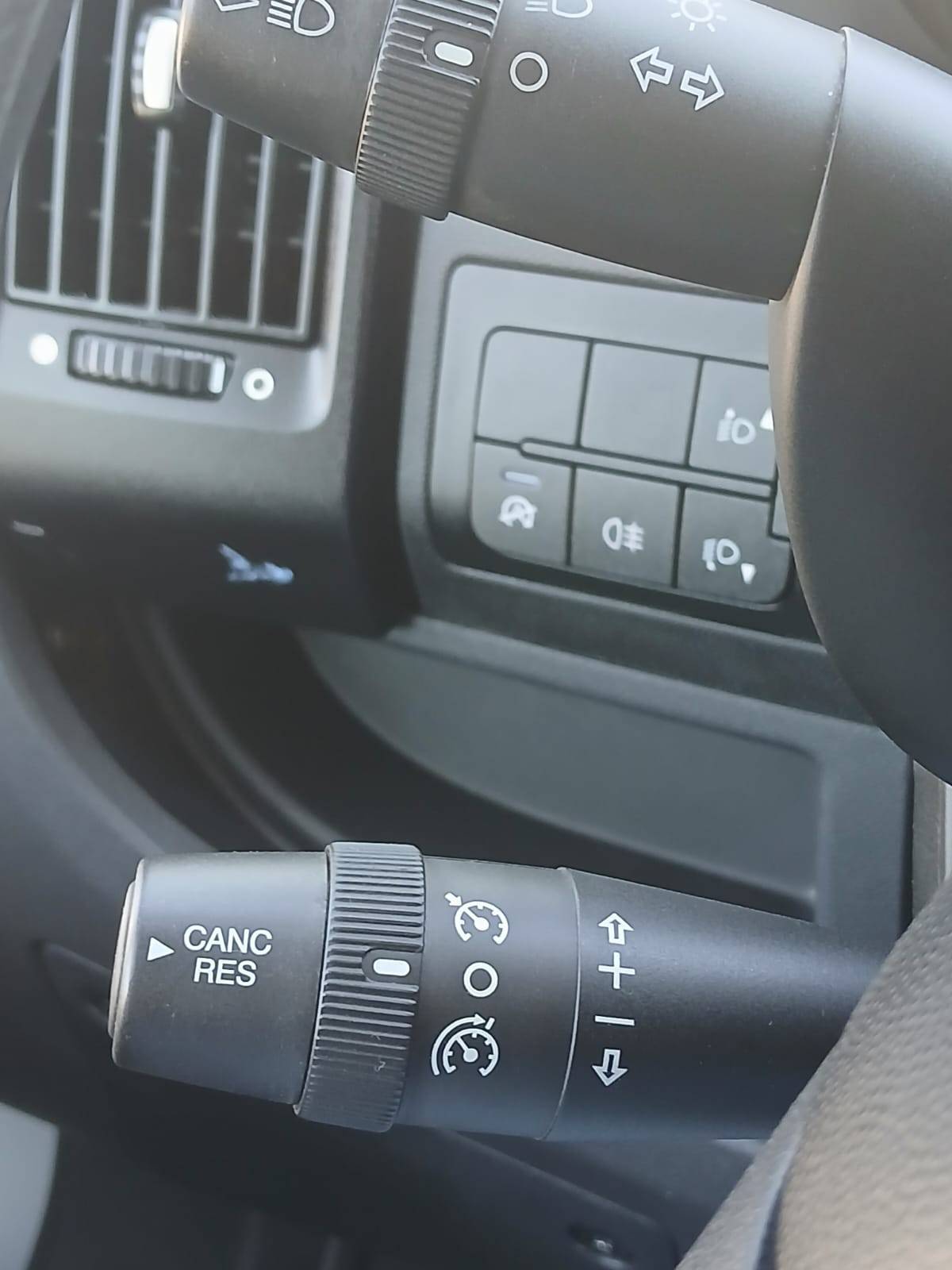 peugeot-boxer-2024-diesel-2184cc