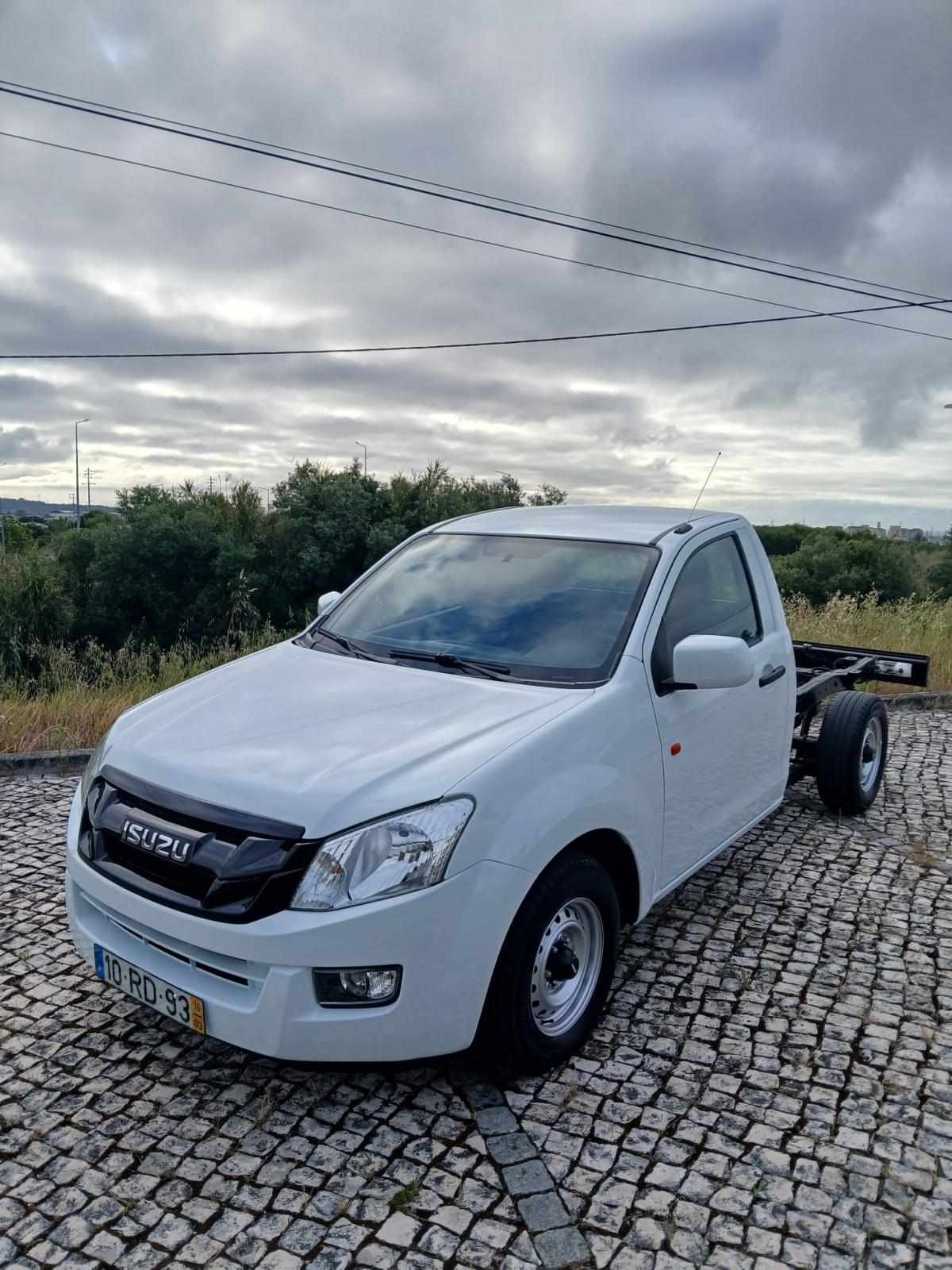 isuzu-d-max-2016-diesel-2499cc