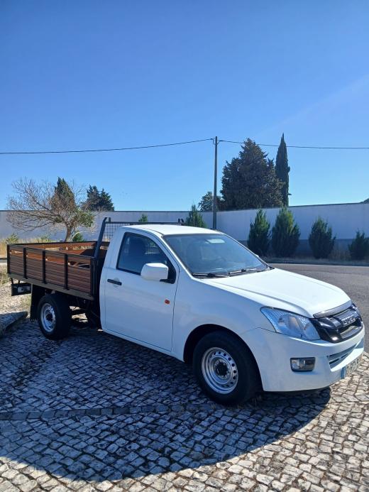 isuzu-d-max-2016-diesel-2499cc
