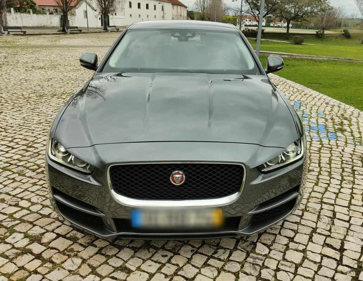 jaguar-xe-2016-diesel-1999cc