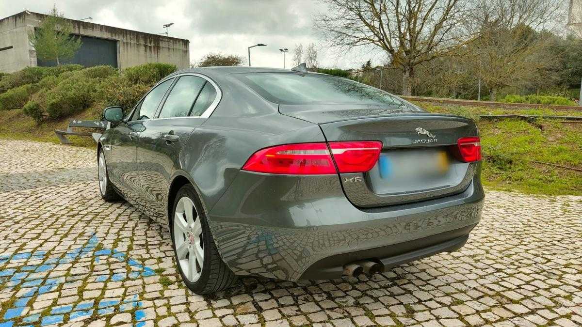 jaguar-xe-2016-diesel-1999cc