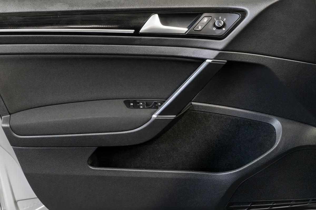 volkswagen-golf-2-0-tdi-bluemotion-2013-diesel-1968cc