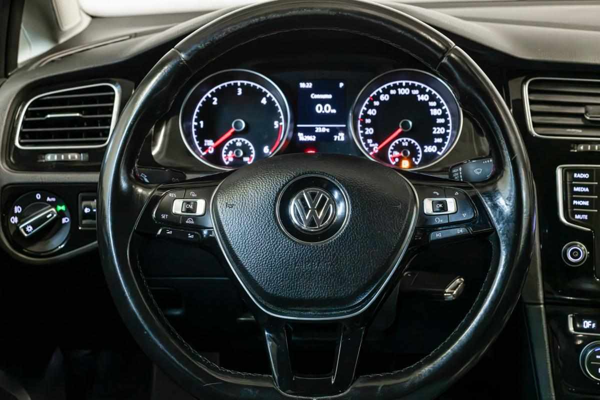 volkswagen-golf-2-0-tdi-bluemotion-2013-diesel-1968cc
