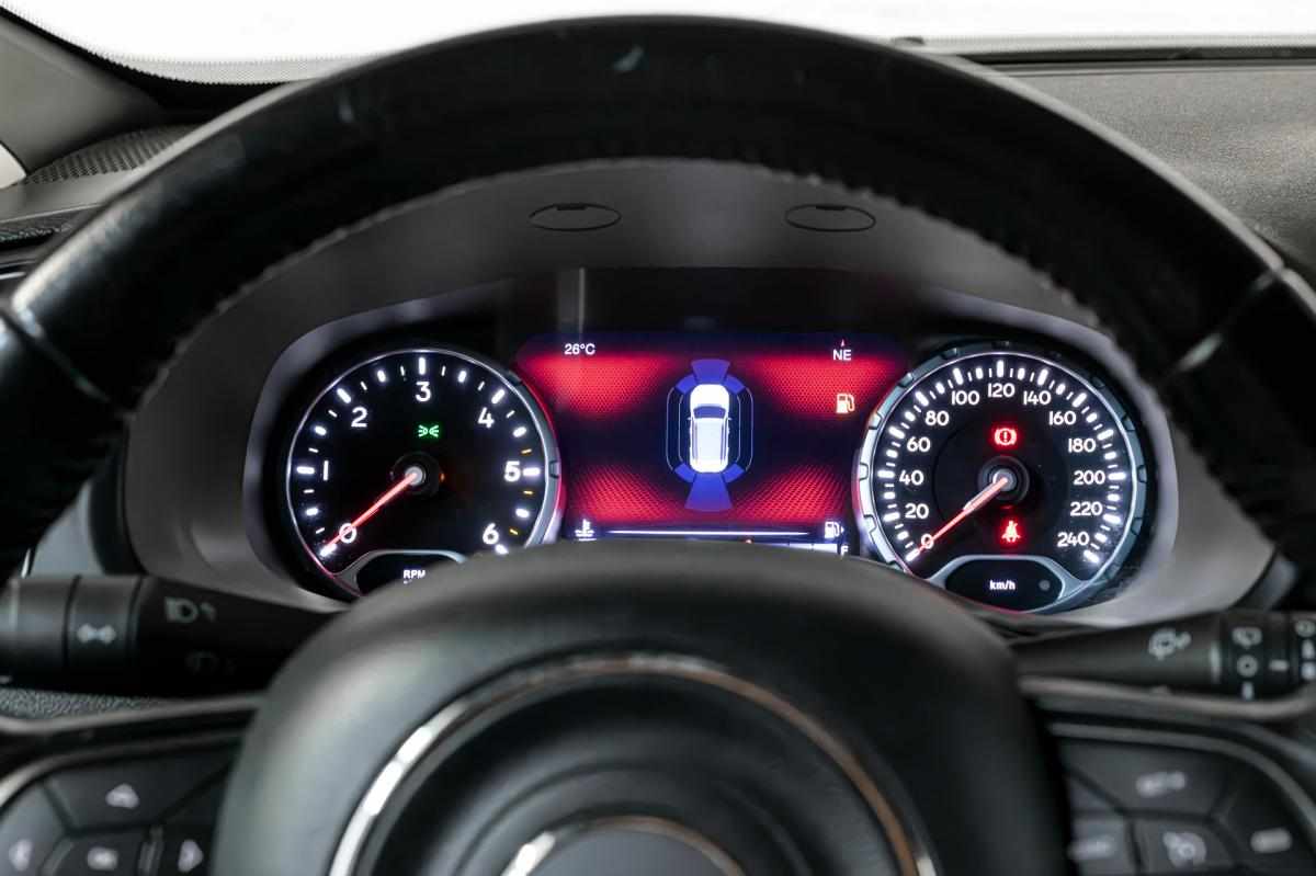 jeep-renegade-1-6-2018-diesel-1598cc