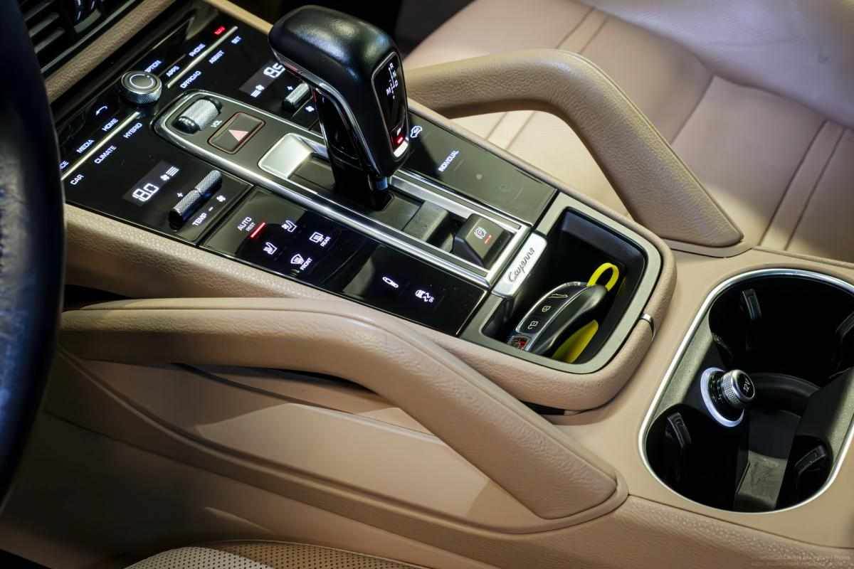 porsche-cayenne-e-hybrid-2020-gasolina-2995cc