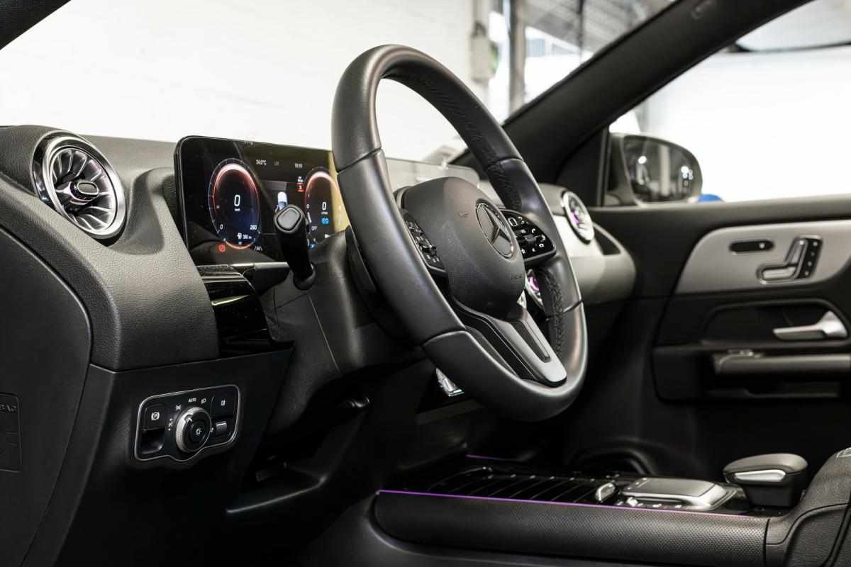 mercedes-benz-gla-250-e-2023-gasolina-1332cc