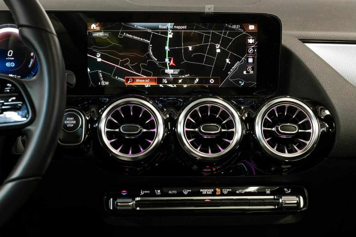 mercedes-benz-gla-250-e-2023-gasolina-1332cc