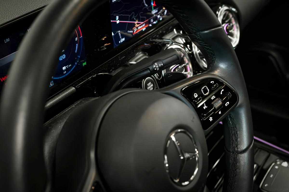 mercedes-benz-gla-250-e-2023-gasolina-1332cc