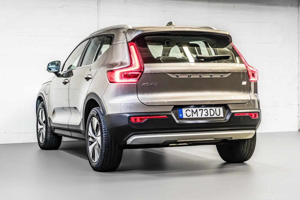 volvo-xc40-recharge-t4-phev-2022-hibrido-plug-in-1477cc