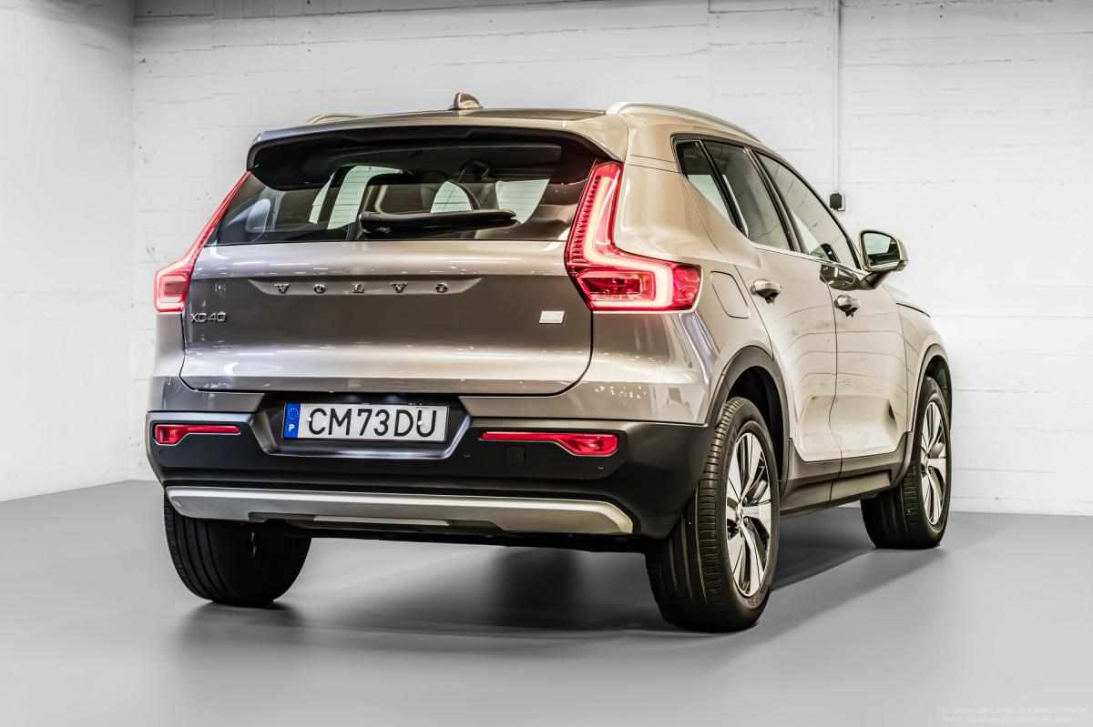 volvo-xc40-recharge-t4-phev-2022-hibrido-plug-in-1477cc