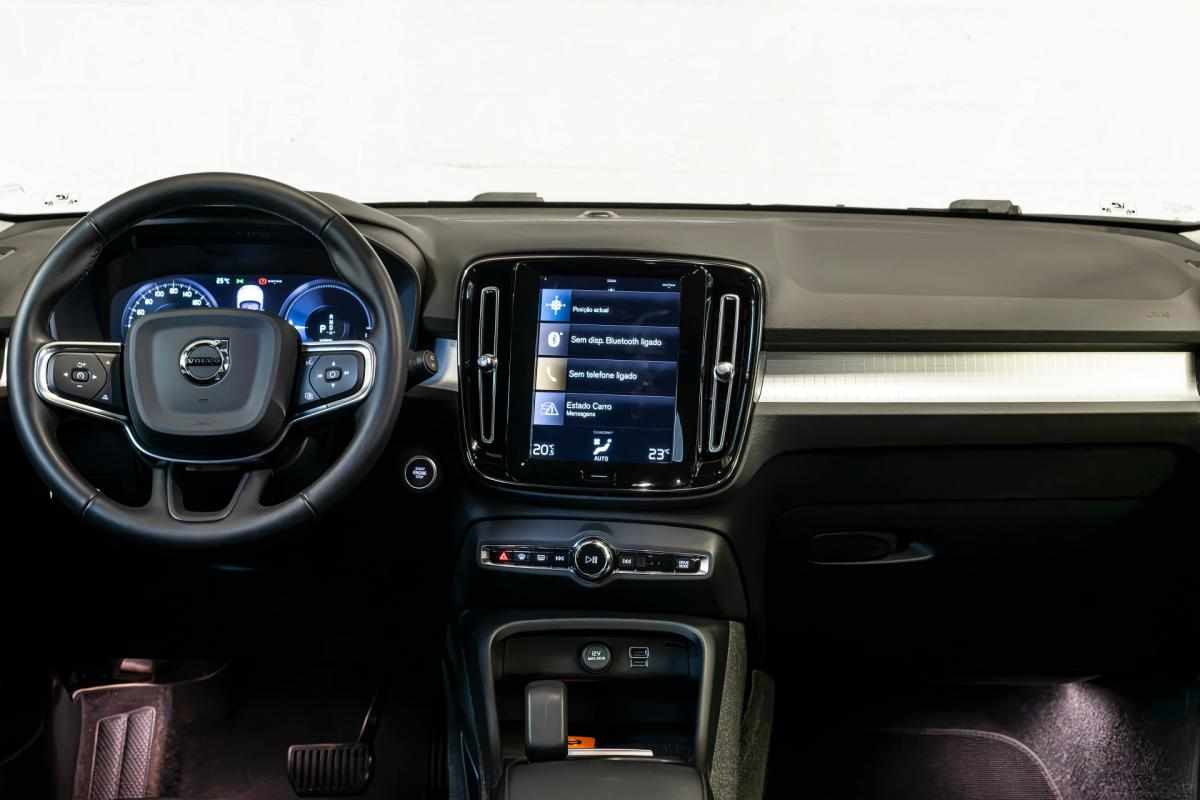 volvo-xc40-recharge-t4-phev-2022-hibrido-plug-in-1477cc