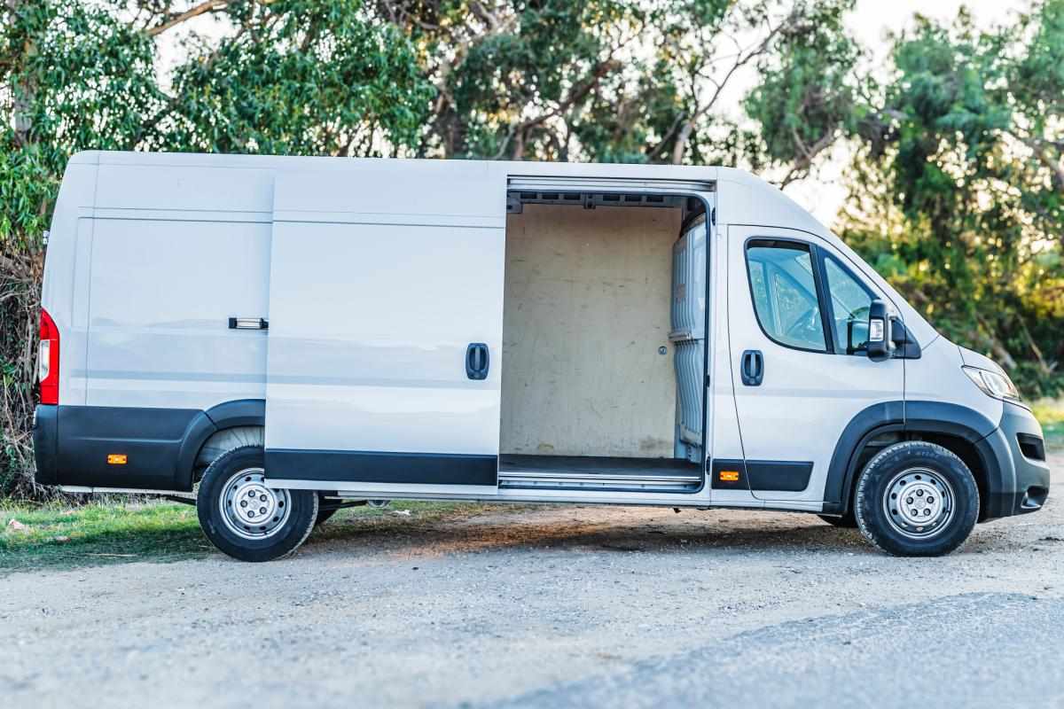 citroen-jumper-2-2-bluehdi-2024-diesel-2179cc