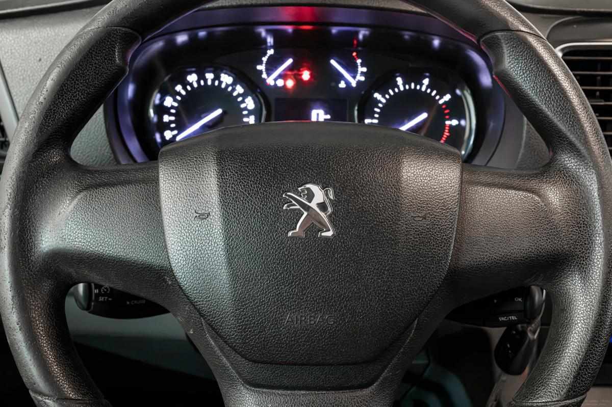 peugeot-expert-1-5-bluehdi-2021-diesel-1499cc