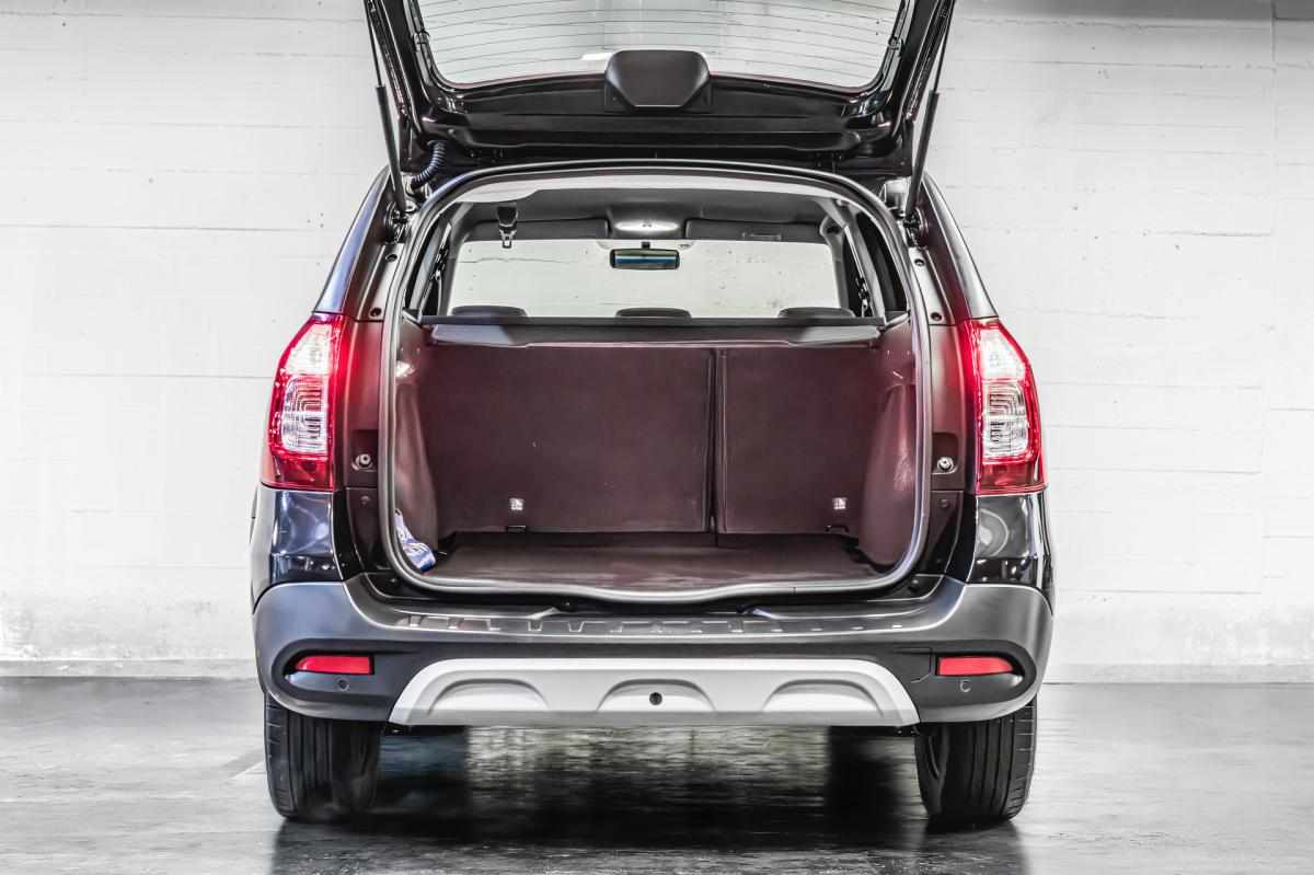 dacia-logan-0-9-tce-2017-gasolina-898cc