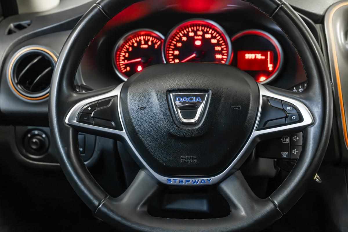 dacia-logan-0-9-tce-2017-gasolina-898cc