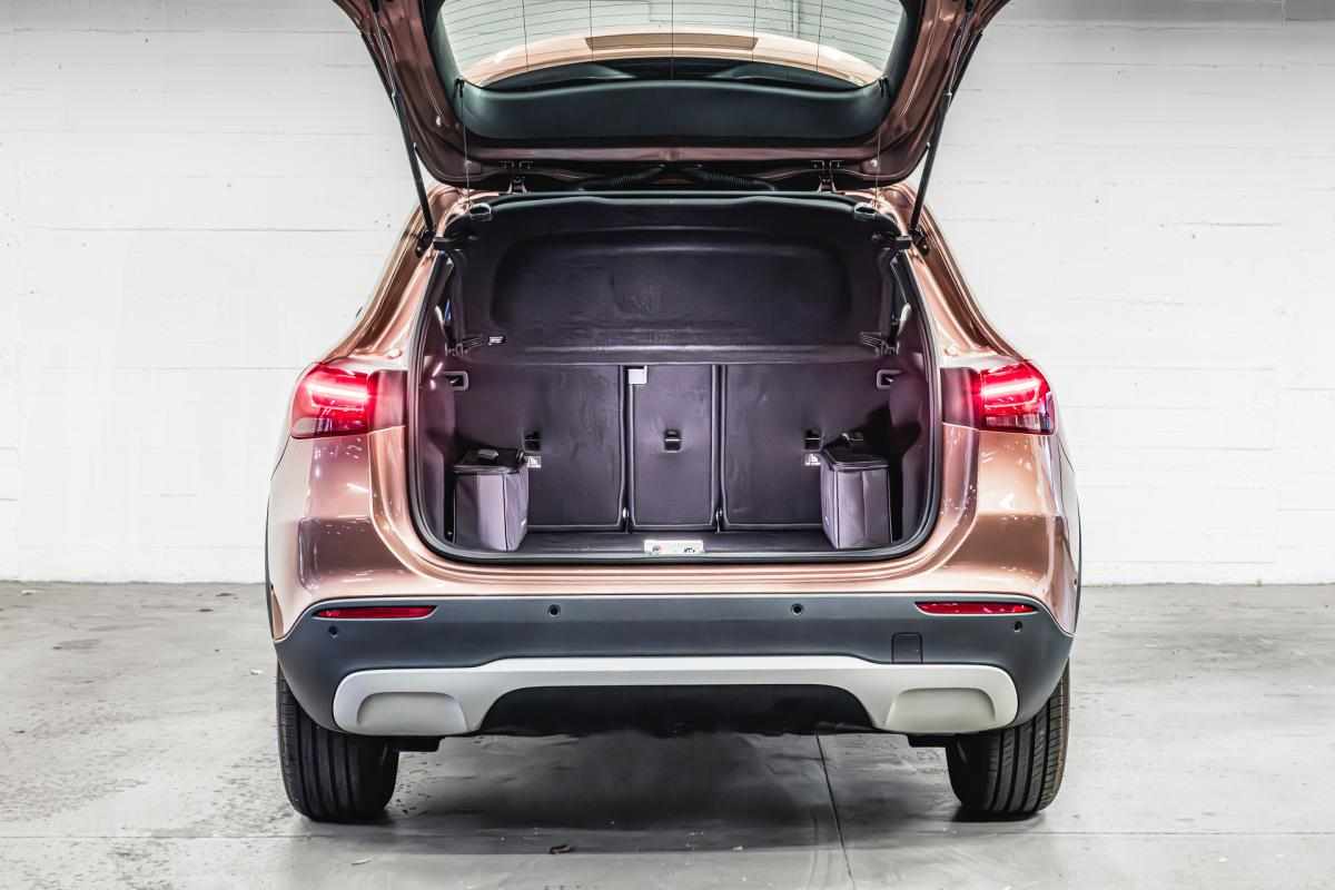 mercedes-benz-gla-250-e-2021-gasolina-1332cc