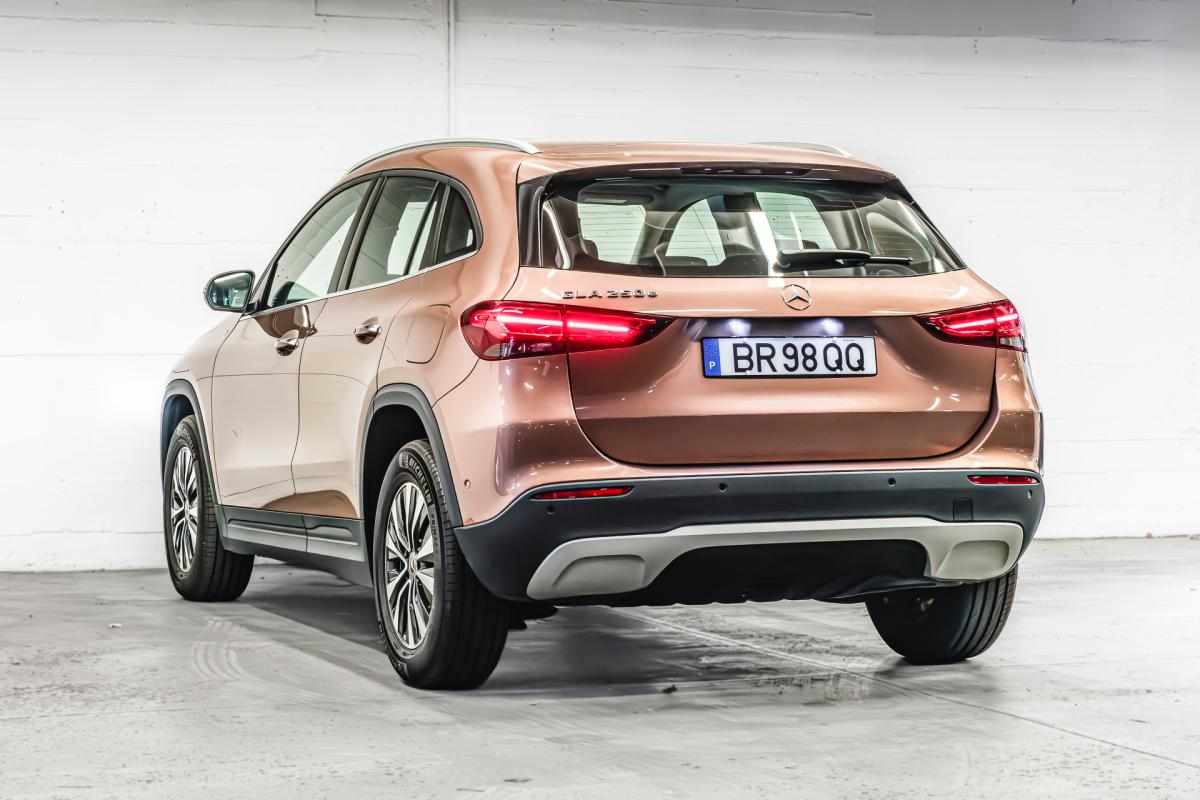mercedes-benz-gla-250-e-2021-gasolina-1332cc