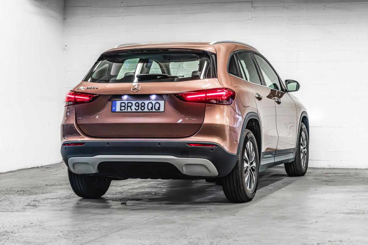 mercedes-benz-gla-250-e-2021-gasolina-1332cc
