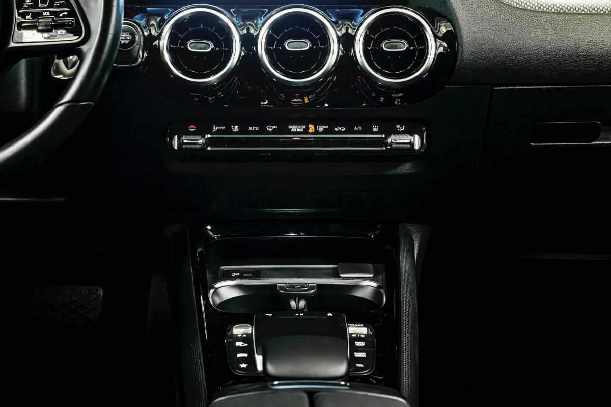 mercedes-benz-gla-250-e-2021-gasolina-1332cc