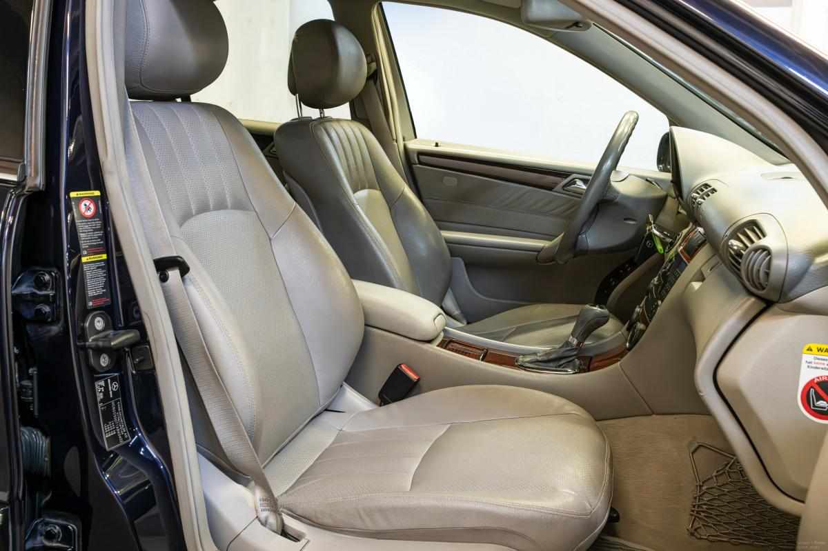 mercedes-benz-classe-c-c-200-cdi-2005-diesel-2148cc