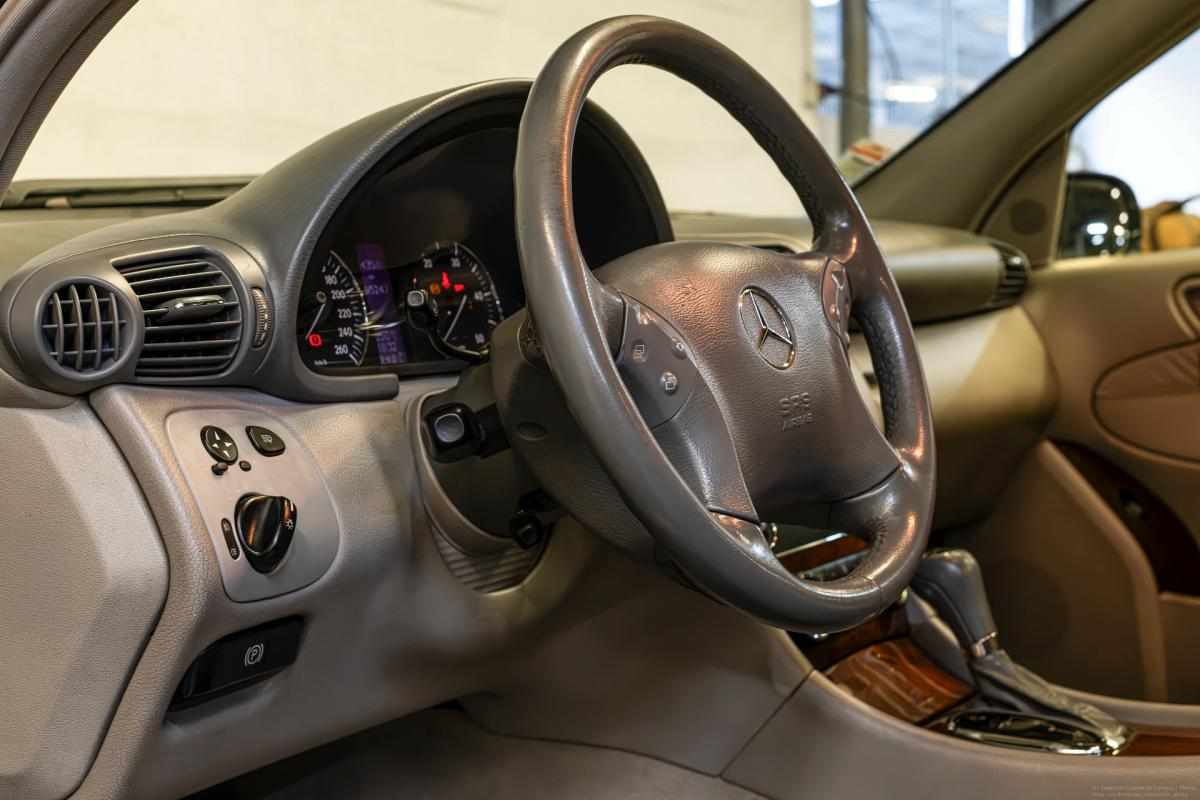mercedes-benz-classe-c-c-200-cdi-2005-diesel-2148cc