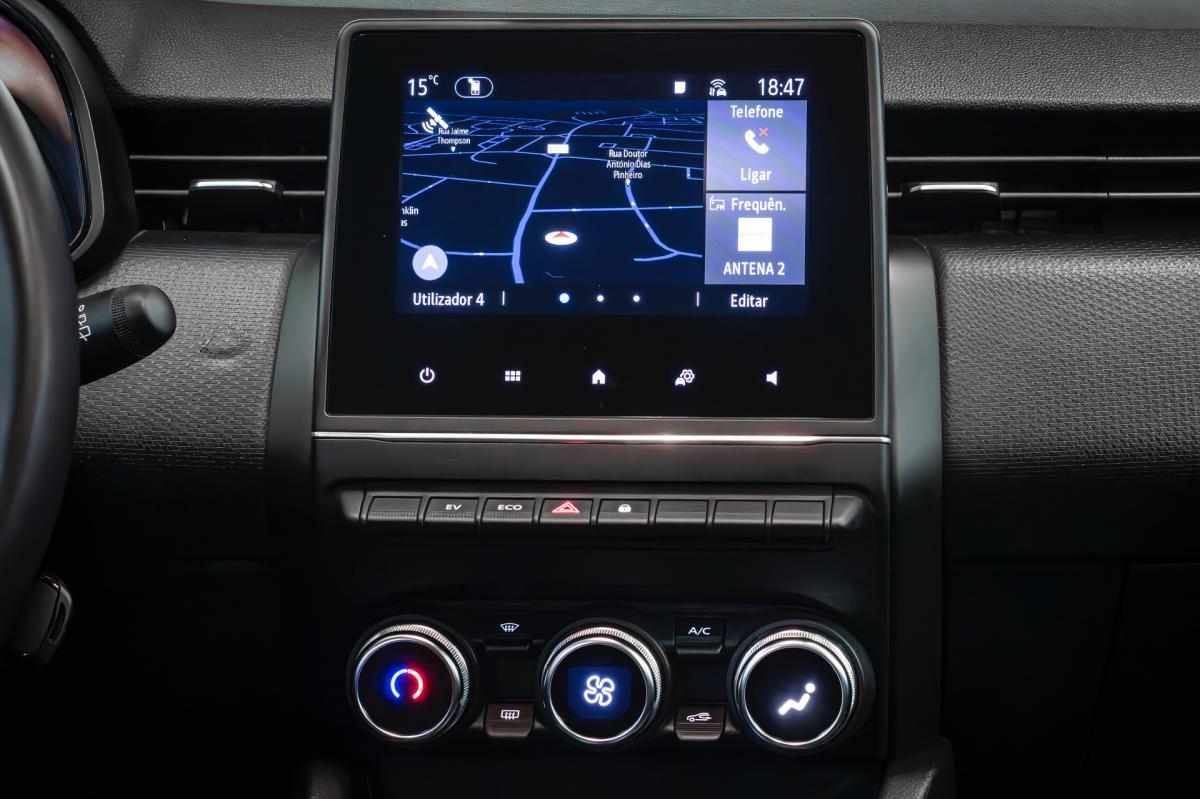 renault-clio-e-tech-hibrid-2021-gasolina-1598cc