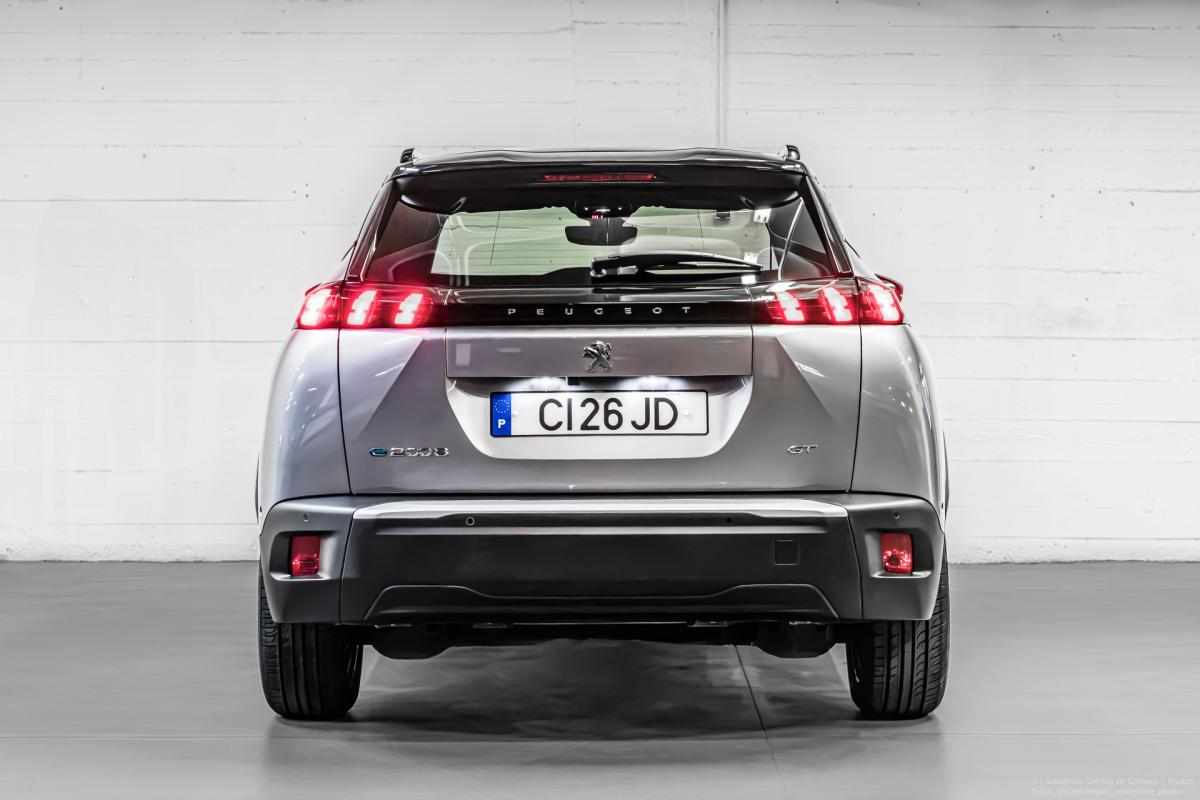 peugeot-e-2008-gt-ev-50kwh-2022-eletrico
