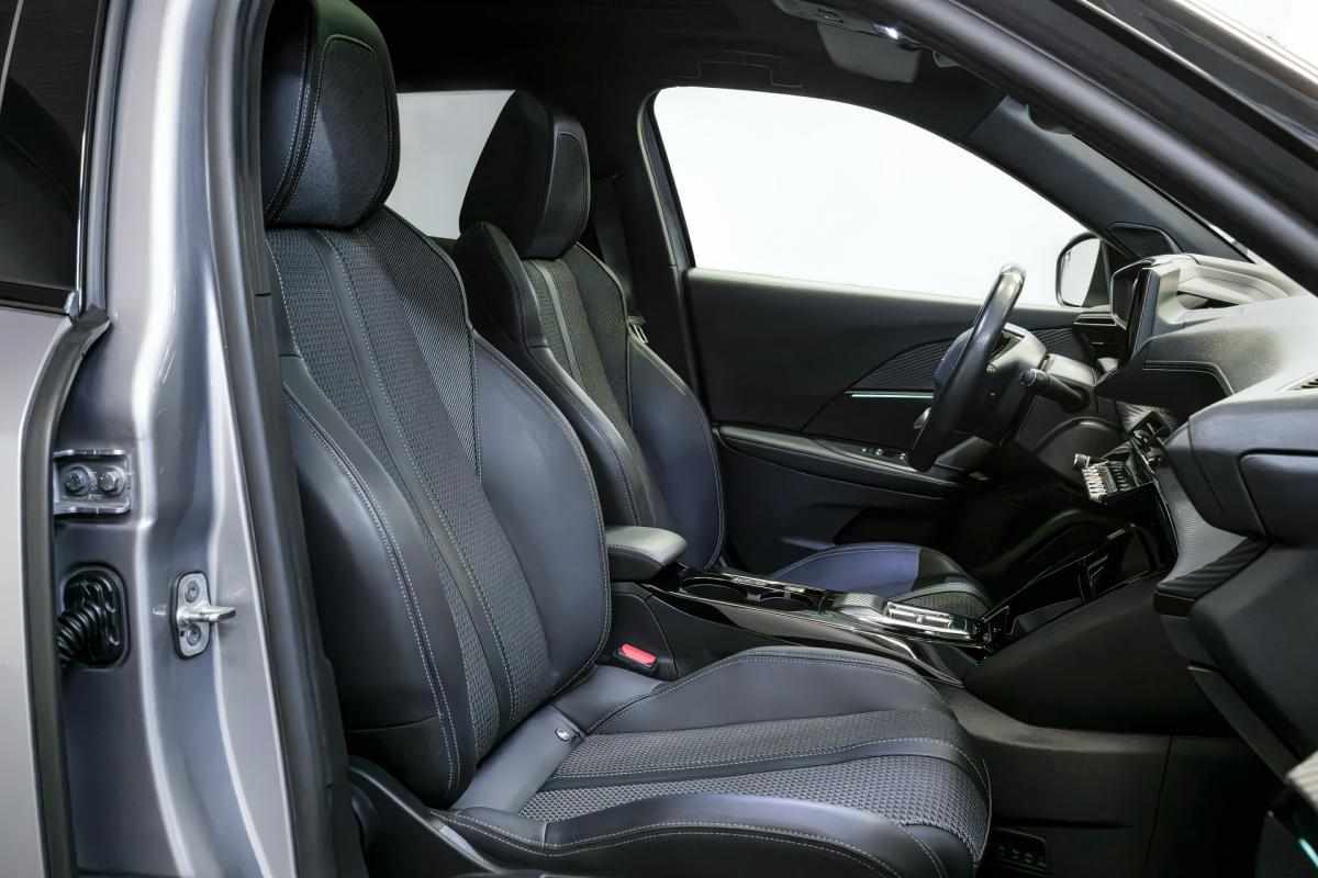 peugeot-e-2008-gt-ev-50kwh-2022-eletrico