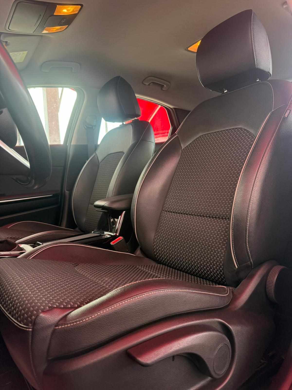 kia-xceed-2025-hibrido-a-gasolina-1580cc