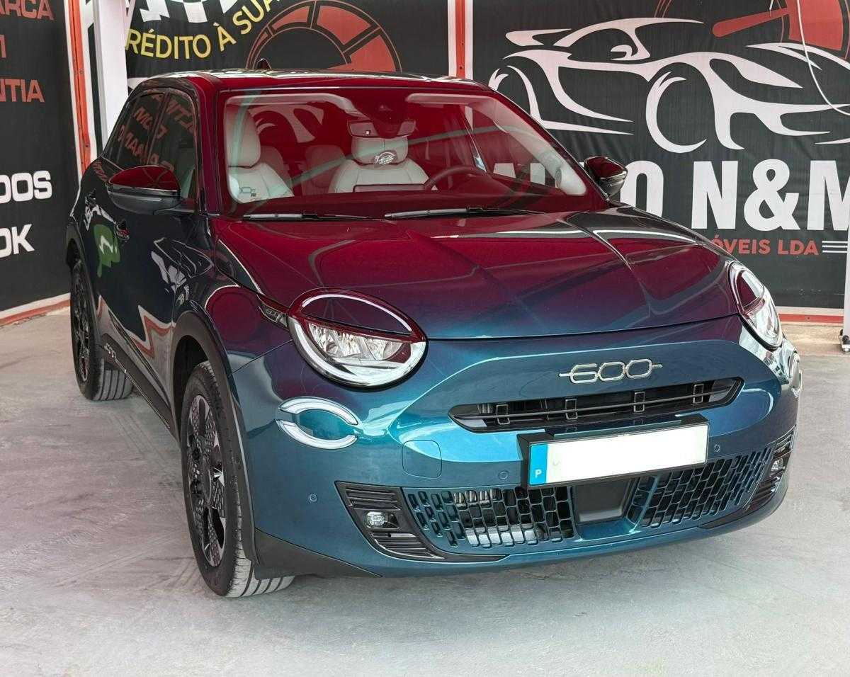 fiat-600-2025-gasolina-1199cc