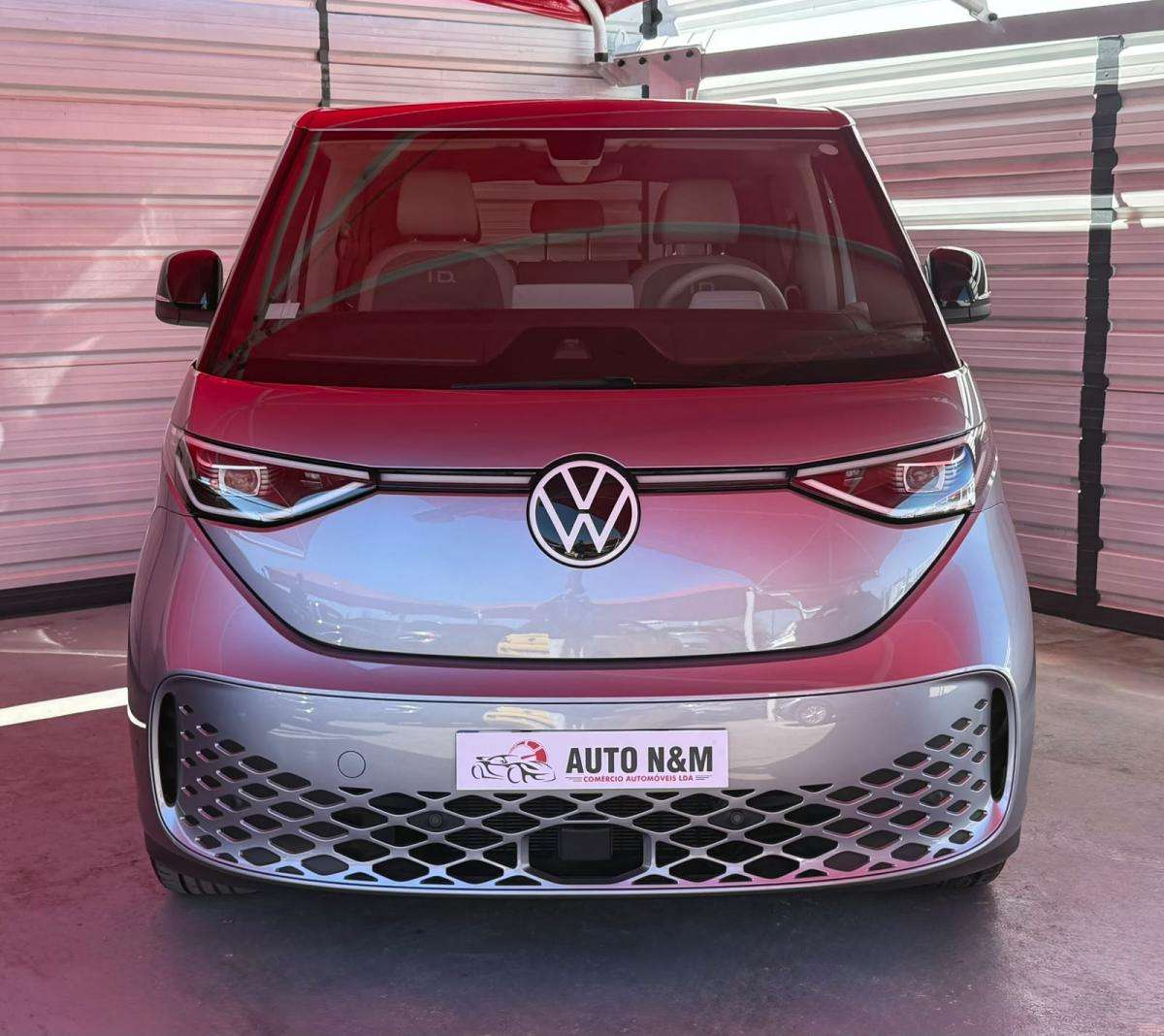 volkswagen-id-buzz-2024-eletrico-400cc