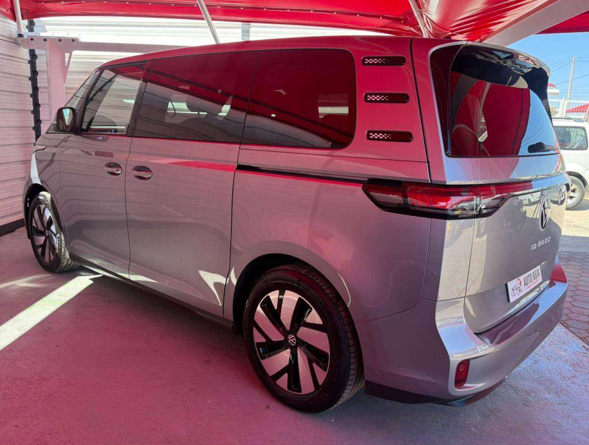 volkswagen-id-buzz-2024-eletrico-400cc