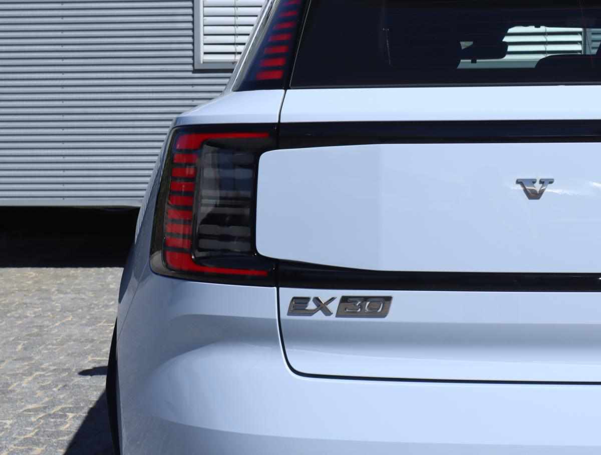 volvo-ex30-69-kwh-2024-eletrico