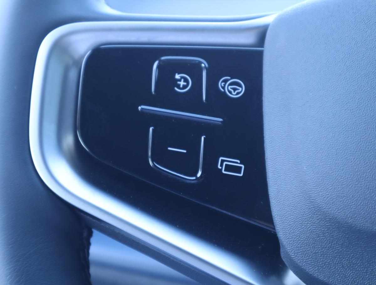 volvo-ex30-69-kwh-2024-eletrico
