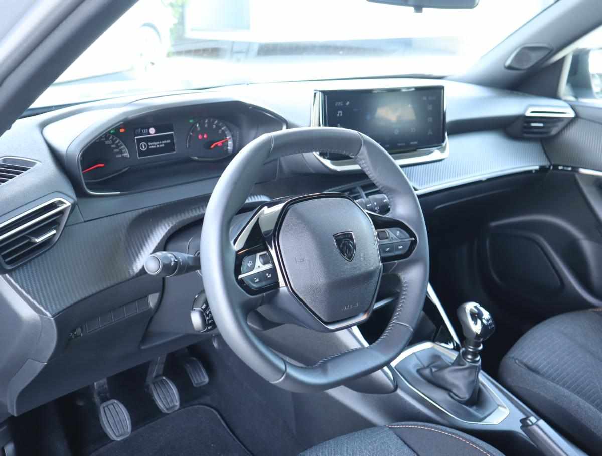 peugeot-2008-1-2-puretech-2025-gasolina-1199cc