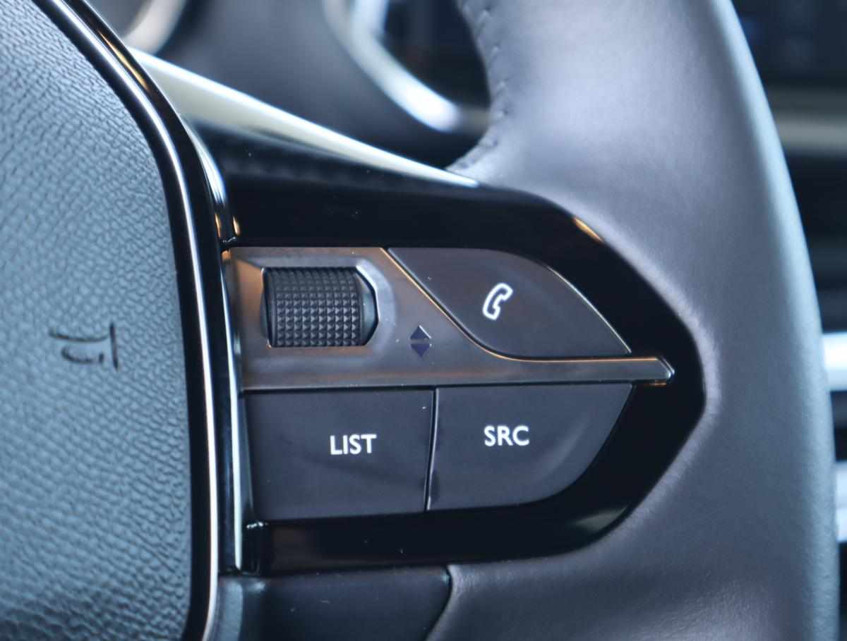 peugeot-2008-1-2-puretech-2025-gasolina-1199cc