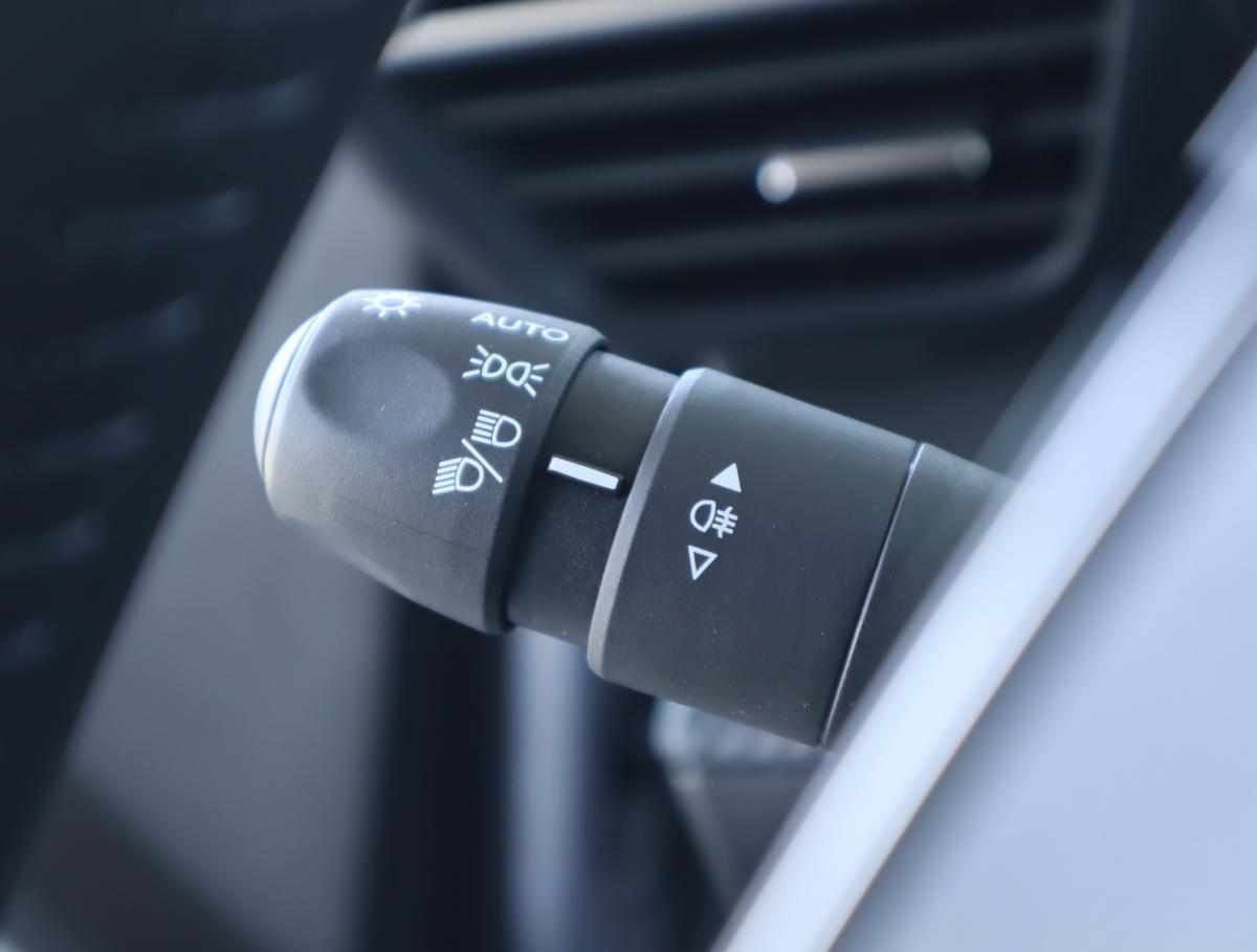 peugeot-2008-1-2-puretech-2025-gasolina-1199cc
